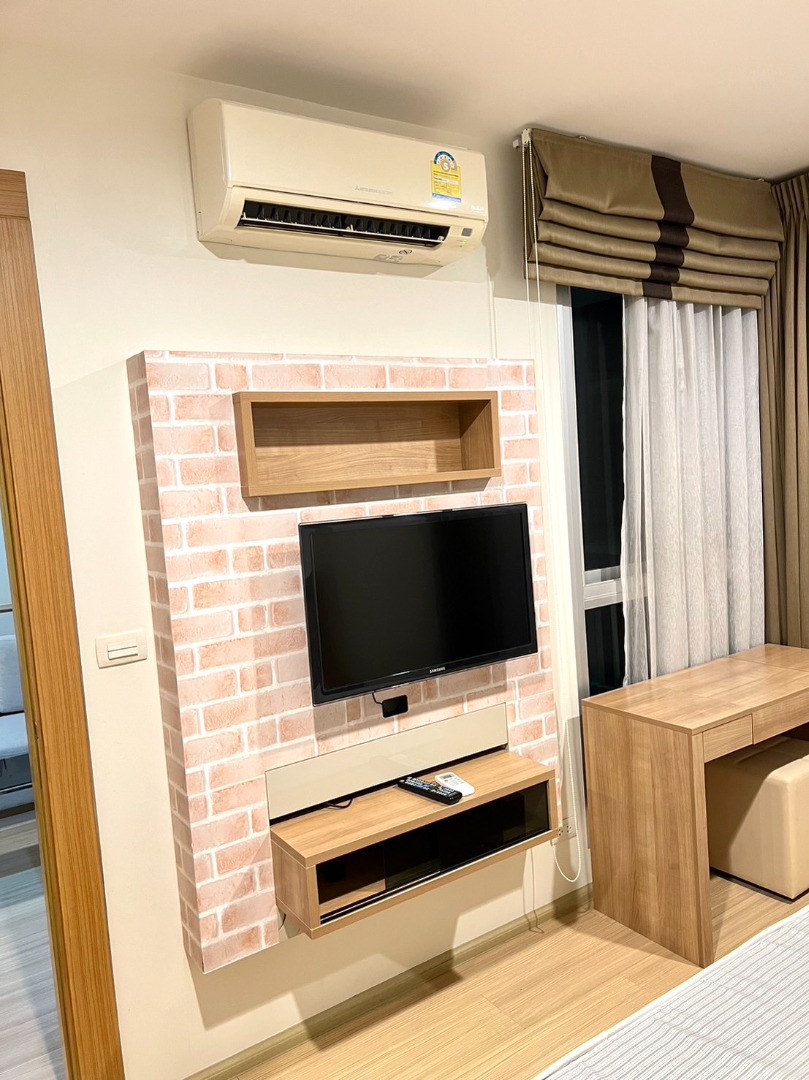 🏡 ก้าวเดียวถึง MRT! 🚆 ห้องกว้าง 46 ตร.ม. อยู่สบายเหมือนบ้าน...  ในราคาที่คุ้มที่สุดในตึก! (ชั้นสูง วิวสวย ลมดี ห้องสภาพใหม่กริ๊บ พร้อมให้คุณเป็นเจ้าของ ✨)