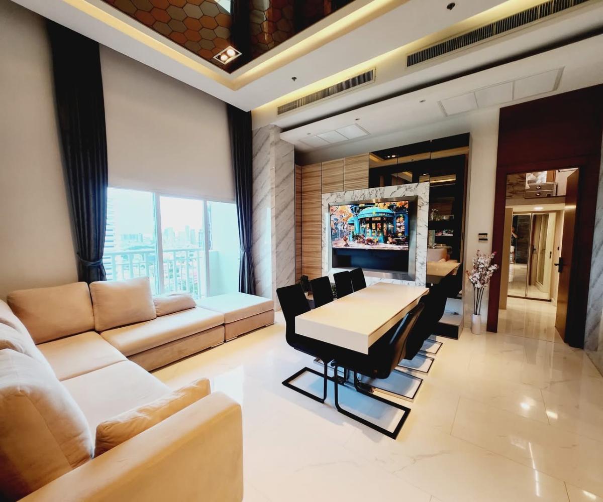 💎 Rare Item! Penthouse Duplex พื้นที่กว่า 200 ตร.ม. พร้อมที่จอดรถ Fixed ในโฉนด 2 คัน ✨🔥