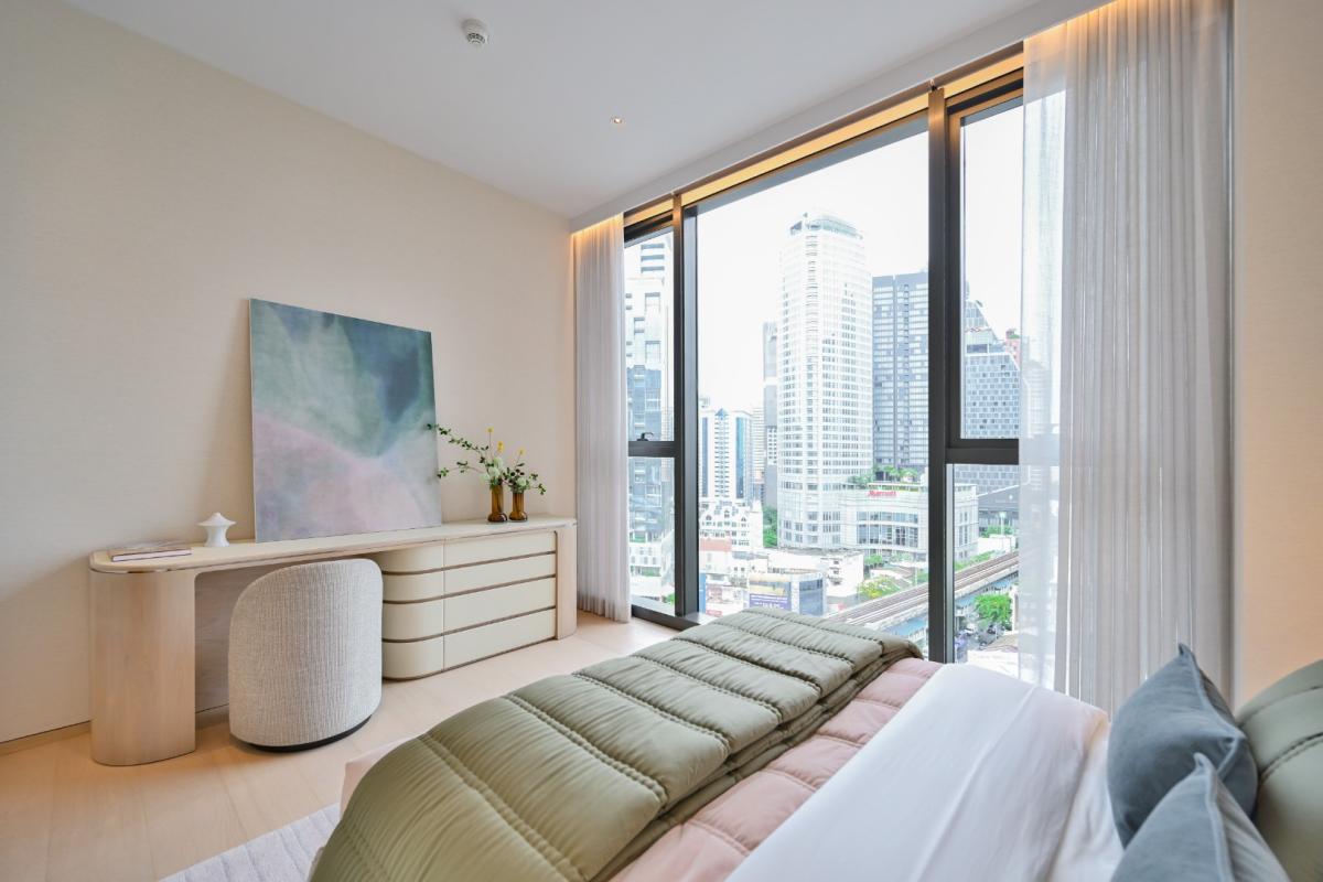 👑 เพราะความสมบูรณ์แบบที่แท้จริง คือการมีเค้าอยู่เคียงข้าง... ในทุกตารางเมตร 🐶 สัมผัสที่สุดของสุนทรียภาพแห่งการอยู่อาศัยที่ SCOPE Thonglor  📞: 065-626-5636 (คุณกี้)