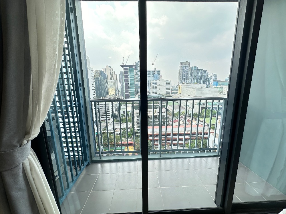 💎 โอกาสทอง! หยุดเช่าแล้วมาเป็นเจ้าของ คอนโดคุณภาพ ทำเลดี XT Phayathai เพียง 4.75 ล้านบาท เท่านั้น 🔥  📞: 065-626-5636 (คุณกี้)