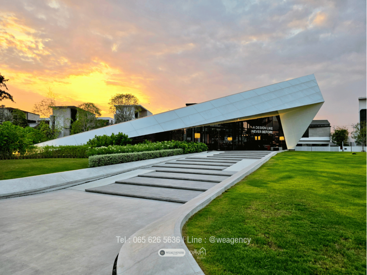 💎 VIVE New Krungthepkreetha | บ้านหรู 3 ชั้น 716 ตร.ม. พร้อม Glass House ราคาเริ่ม 68 ล้านบาท 📞: 065-626-5636 (คุณกี้)