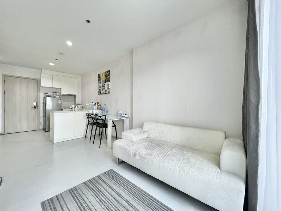(HL) Hot deal 🔥🔥 ถูกที่สุดในตึก Rhythm Sukhumvit 42 ติด bts เอกมัย 1 🛌 1 🛁 45 Sq.m. เพียง 6.2 ลบ. เท่านั้น นัดชมห้อง 065-6956939 (ลูกเกด) 