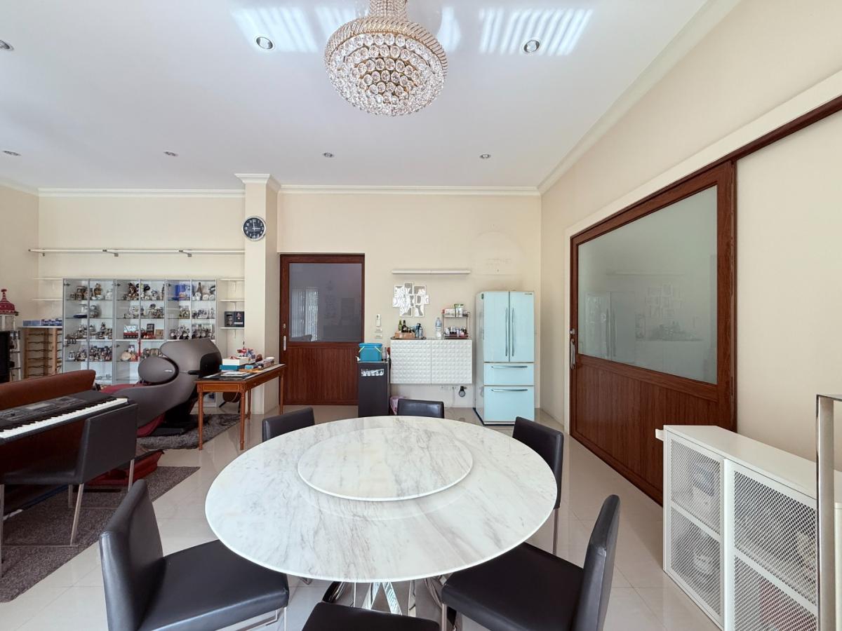ขายบ้านเดี่ยว โครงการ Lakeside Villa 1 พื้นที่ 182 ตร.ว 788 ตร.ม 4 นอน 5 น้ำ ราคา 55 MB
