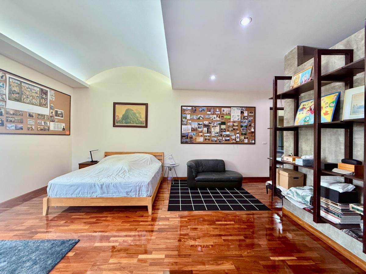 ขายบ้านเดี่ยว โครงการ Lakeside Villa 1 พื้นที่ 182 ตร.ว 788 ตร.ม 4 นอน 5 น้ำ ราคา 45 MB