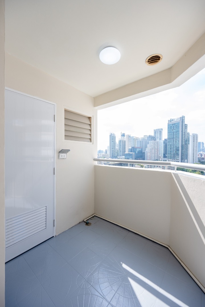 (HL)ขาย The Waterford Diamond 30/1 ห้องใหญ่ renovate ราคาพิเศษ