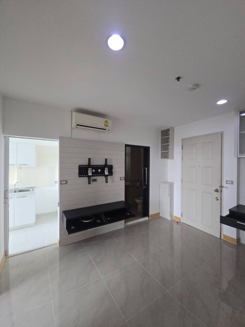 (Hlชั้น4)ขายด่วน Life@Ratchada–Ladprao 36 ขนาด 41.1 ตร.ม.  1 ห้องนอน เพียง 2.89 ล้าน 📲 𝟎𝟔𝟒-𝟕𝟗𝟒𝟒𝟐𝟔𝟑(คุณน้ำ) 