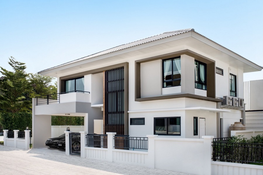 เดอะ-คอมพลีท-ศรีราชา